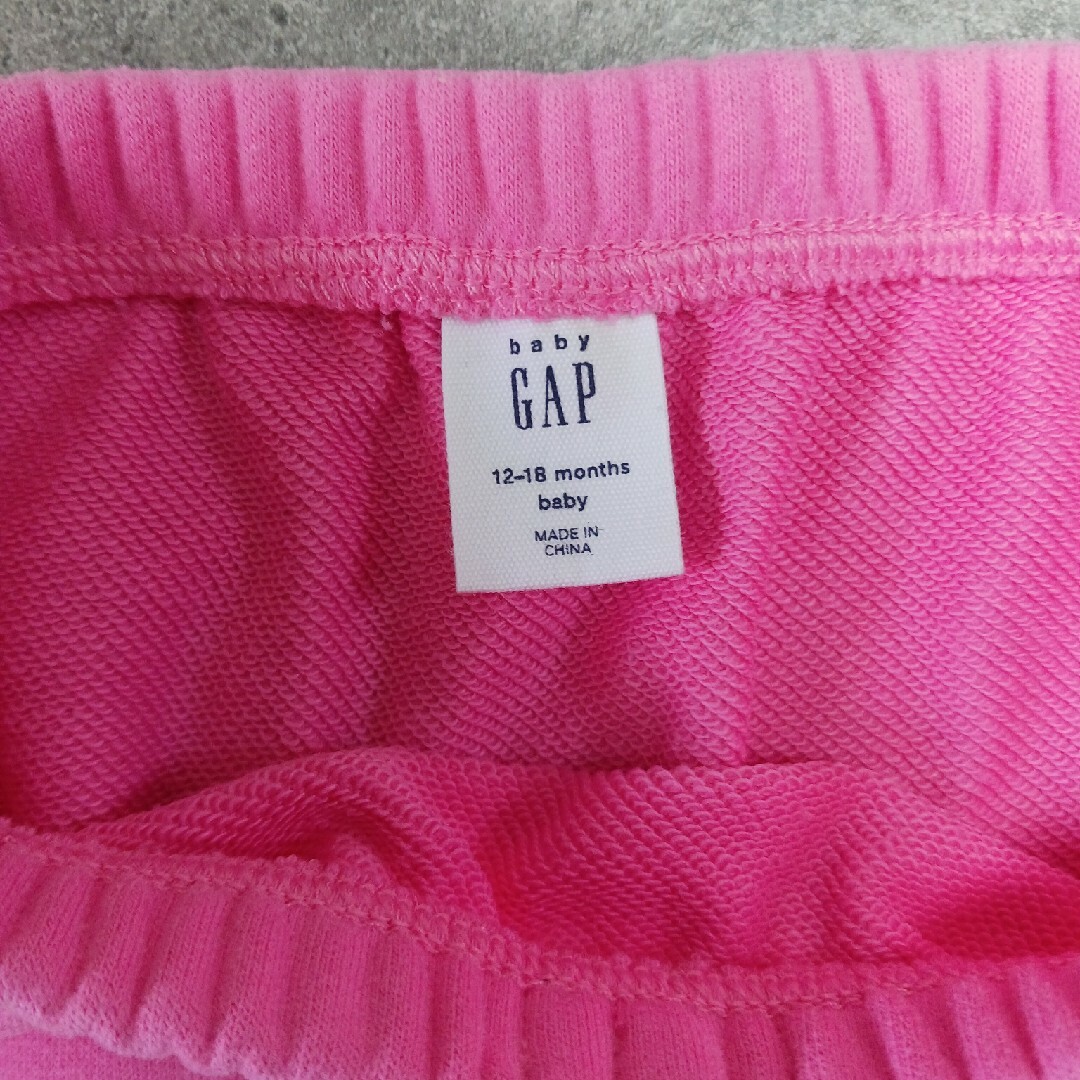 babyGAP(ベビーギャップ)のGAP パンツ キッズ/ベビー/マタニティのベビー服(~85cm)(パンツ)の商品写真