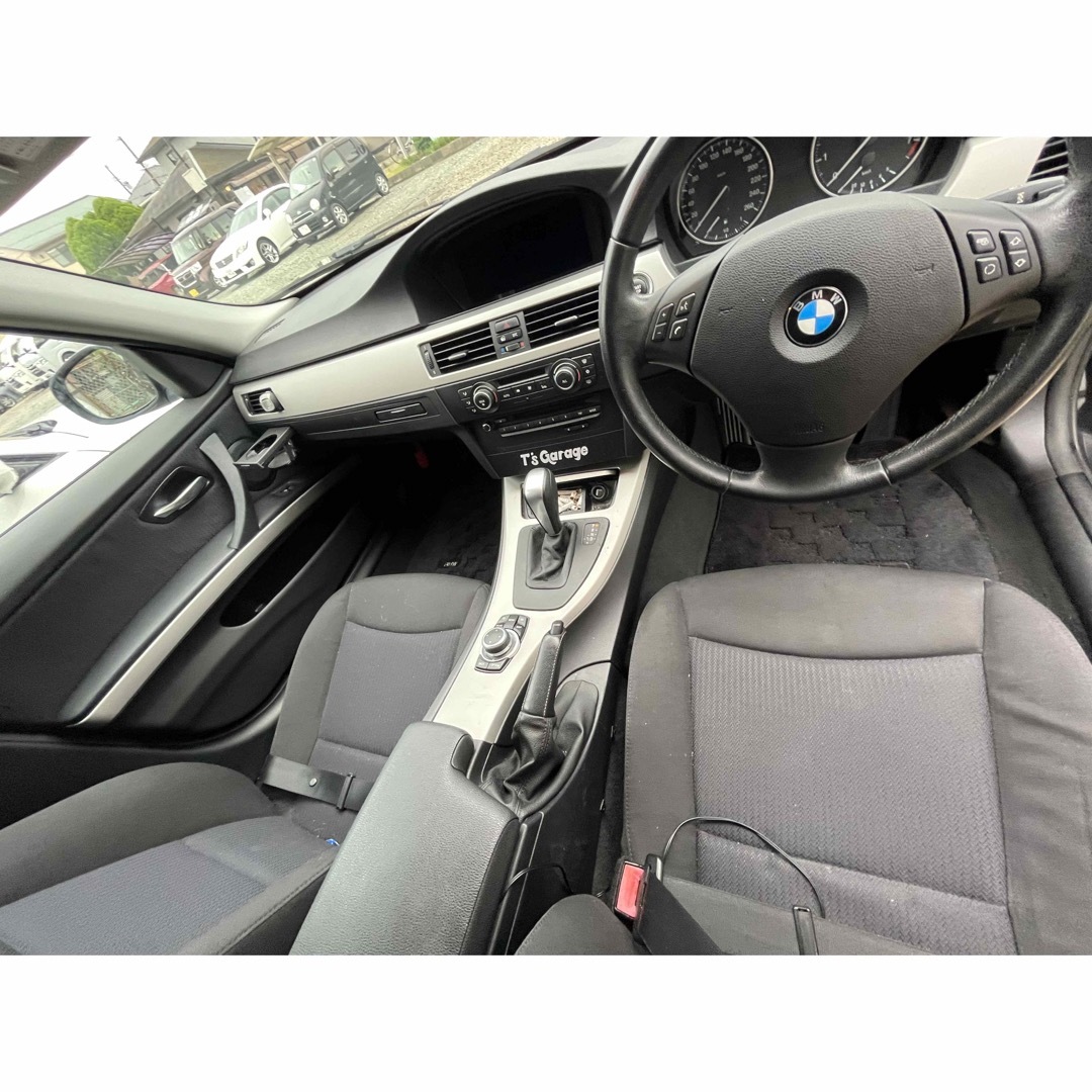 BMW(ビーエムダブリュー)のBMW 320i 売れました！ 自動車/バイクの自動車(車体)の商品写真