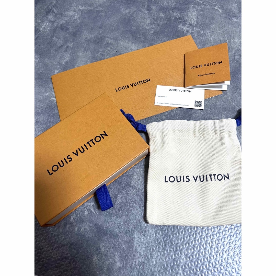 LOUIS VUITTON(ルイヴィトン)のVUITTON 紙袋 ショッパー ショップ袋 GUCCI 箱 レディースのバッグ(ショップ袋)の商品写真