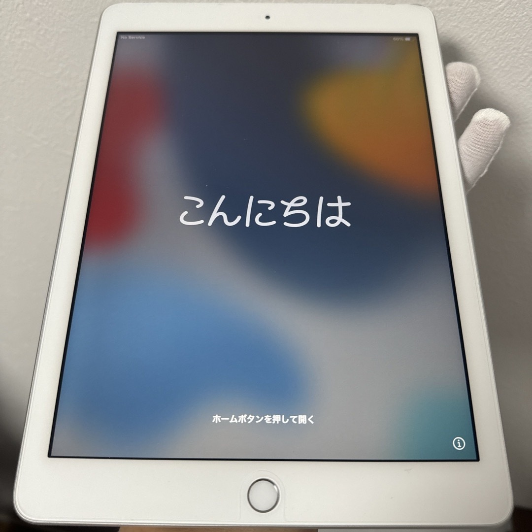 iPad 2018 第６世代 SIMフリー r77PC/タブレット