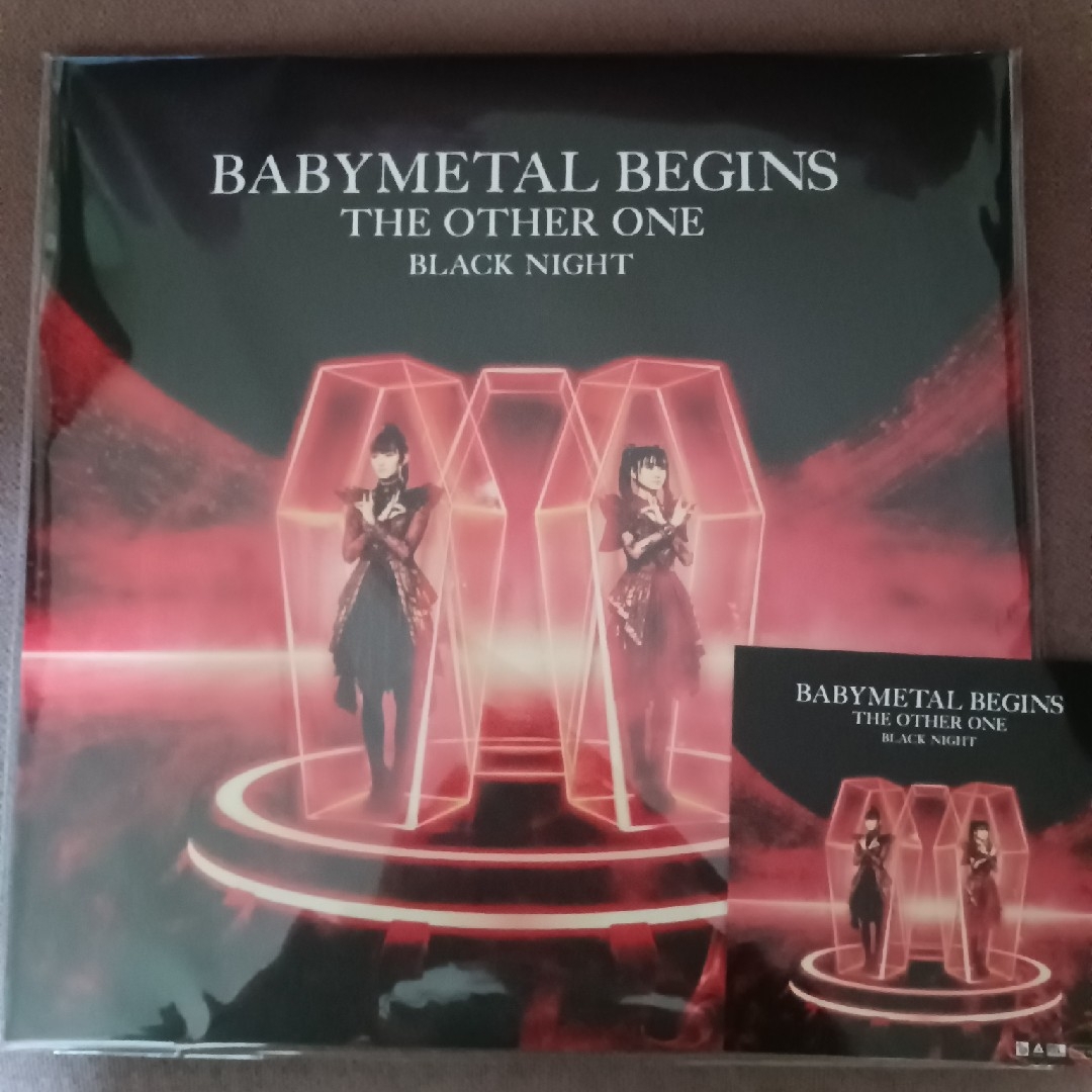 ＢＡＢＹＭＥＴＡＬ　ＢＥＧＩＮＳ　－ＴＨＥ　ＯＴＨＥＲ　ＯＮＥ－　ＢＬＡＣＫ　Ｎ