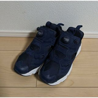 リーボック(Reebok)の23 良品 Reebok  INSTA PUMP FURY OG  紺 白(スニーカー)