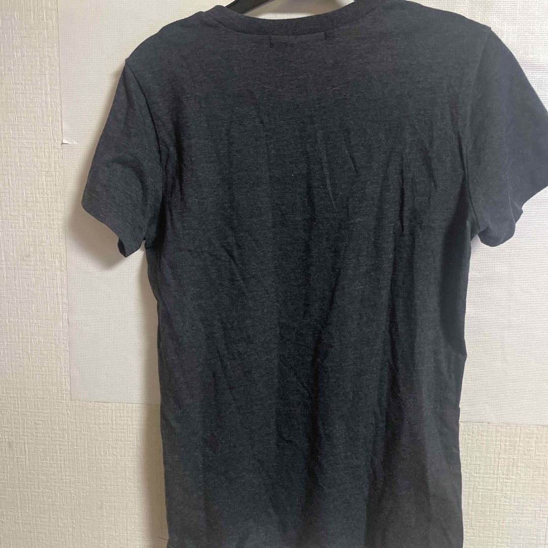 GUESS ゲスTシャツ レディースのトップス(Tシャツ(半袖/袖なし))の商品写真