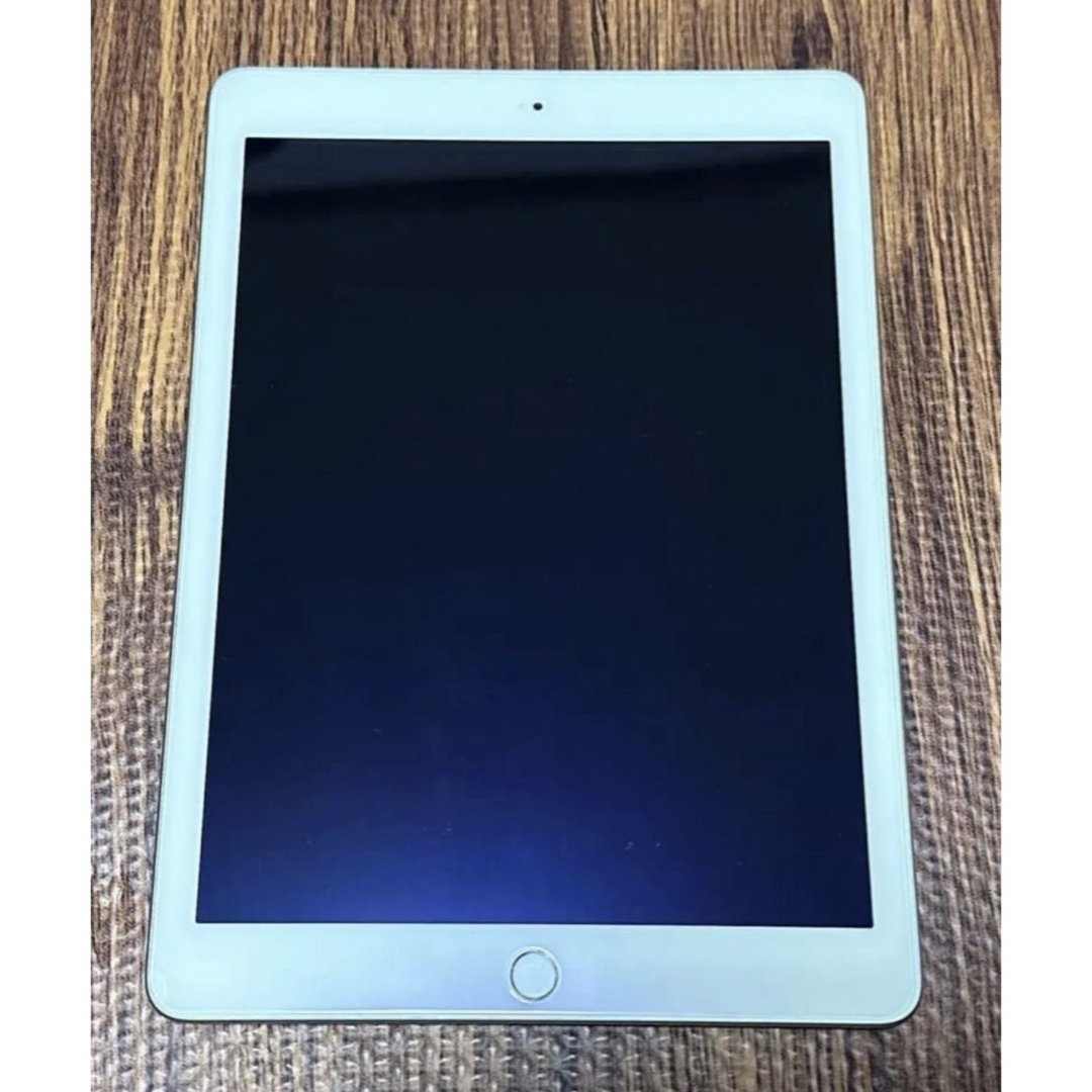 iPad  第5世代 【128GB】シルバー