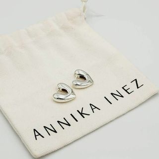 アニカイネズ(ANNIKA INEZ)の★ANNIKA INEZ★ ピアス ハート フープ SV925 ポーチ付き(ピアス)