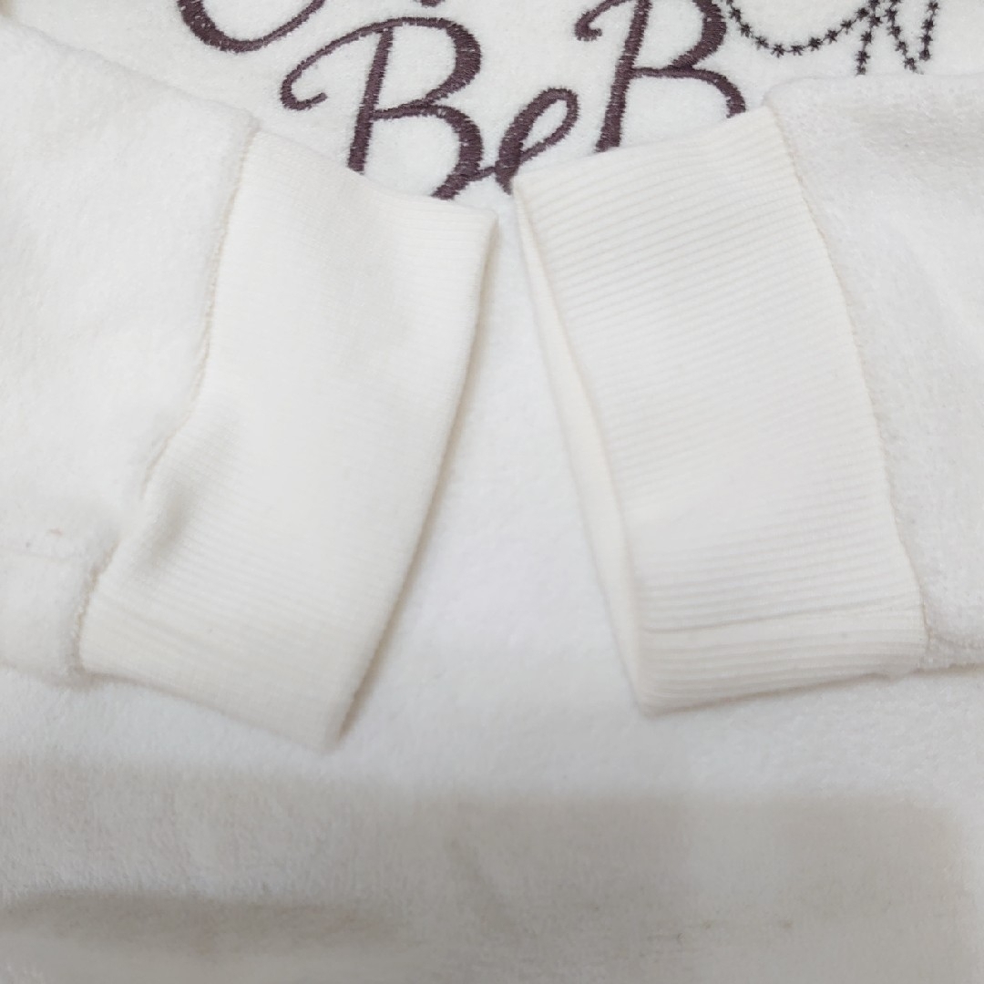 BeBe(ベベ)の美品✨♥️BeBe♥️裏起毛ブークレートレーナー。140㎝。 キッズ/ベビー/マタニティのキッズ服女の子用(90cm~)(Tシャツ/カットソー)の商品写真
