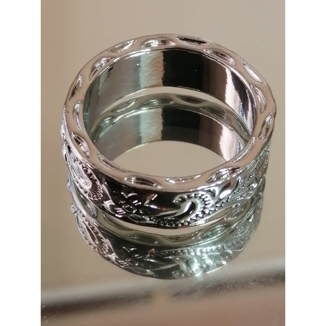 【A136】リング　メンズ　指輪　シルバー　アクセサリー　20号 メンズのアクセサリー(リング(指輪))の商品写真