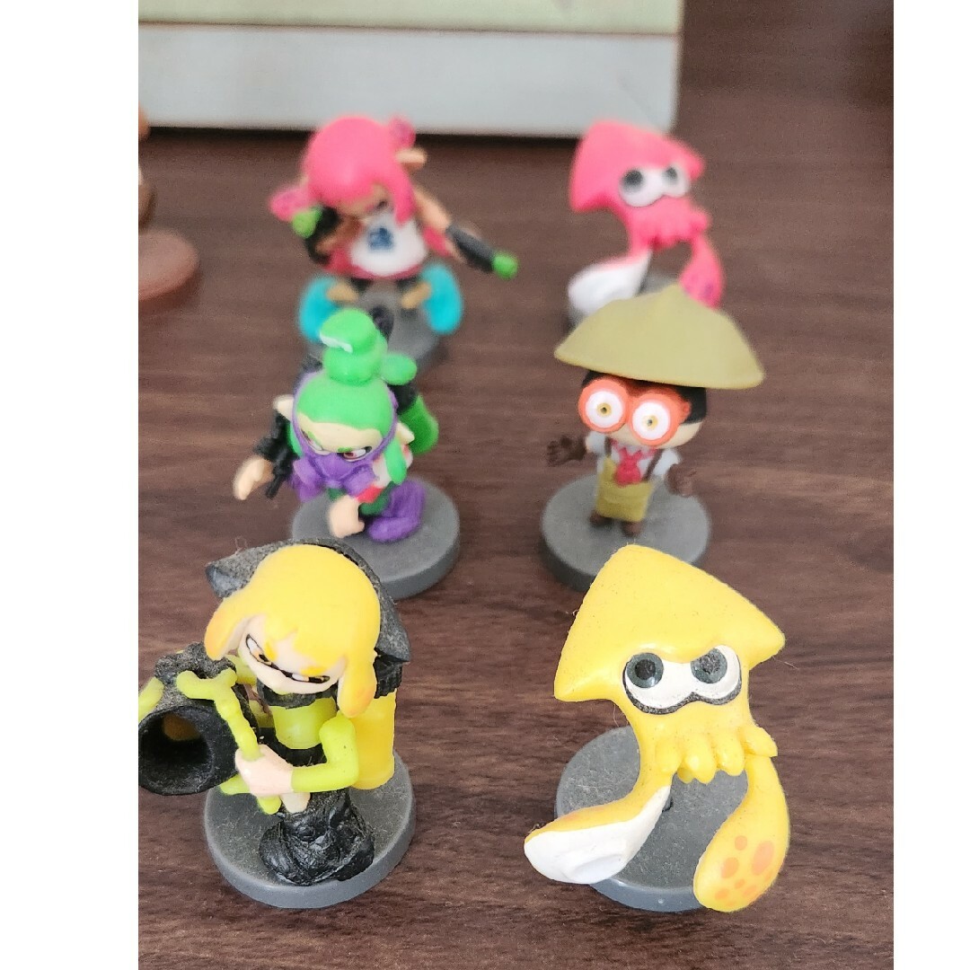 スプラトゥーン チョコエッグ フィギア6体 エンタメ/ホビーのフィギュア(ゲームキャラクター)の商品写真