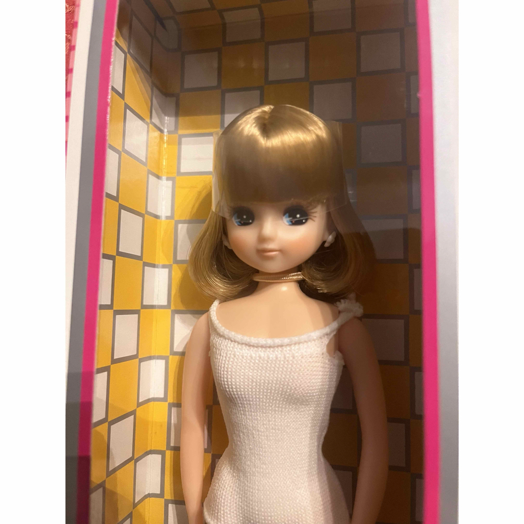 Takara Tomy - ☆最終価格 赤いカメラモデルリカちゃん☆の通販 by