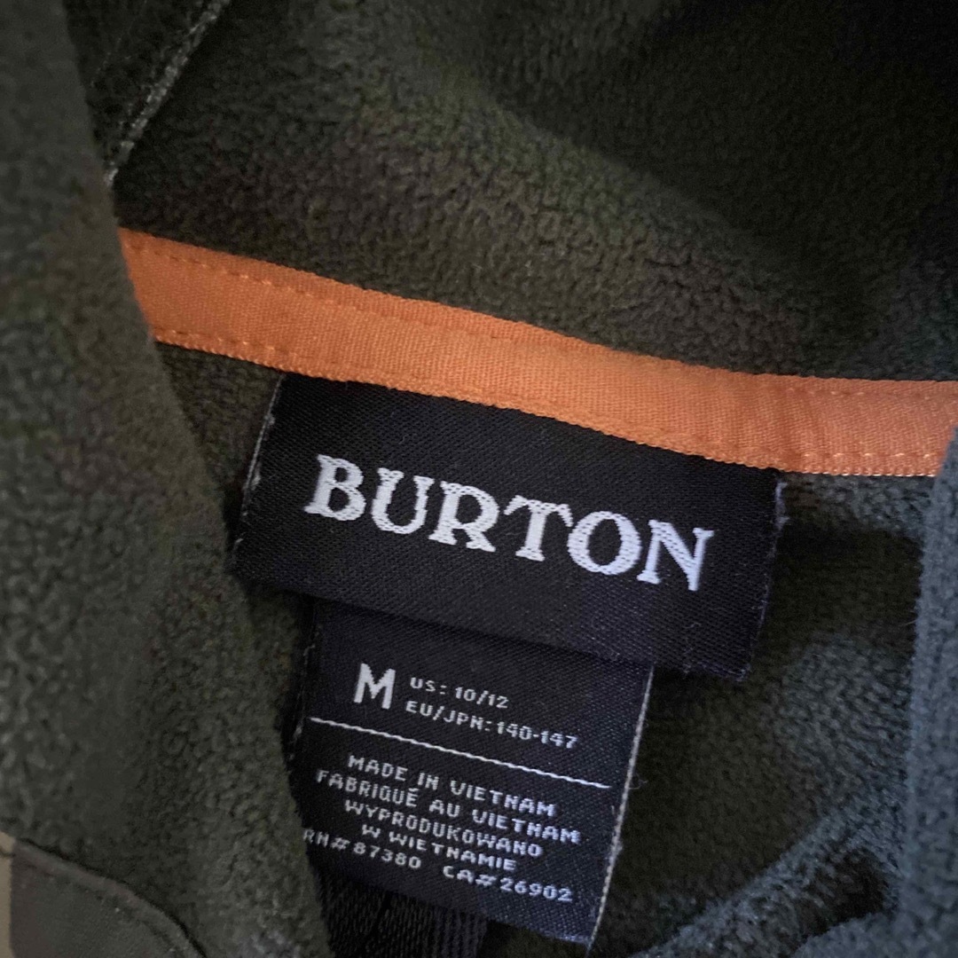 BURTON(バートン)のバートン　BURTON キッズM 140-147 パーカー スポーツ/アウトドアのスノーボード(ウエア/装備)の商品写真