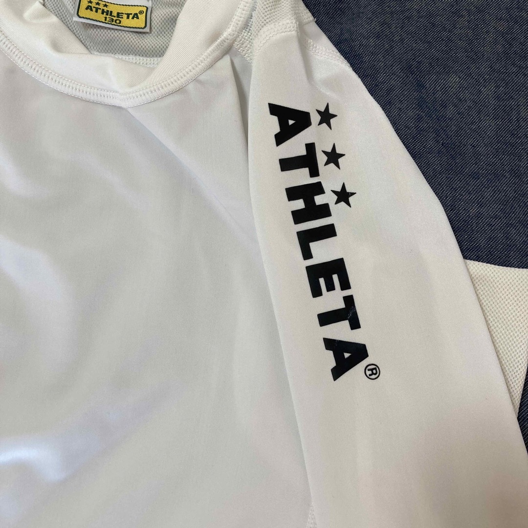 ATHLETA(アスレタ)のアスレタ 130 長袖インナー　サッカー　コンプレッション　コンプレッション スポーツ/アウトドアのサッカー/フットサル(ウェア)の商品写真