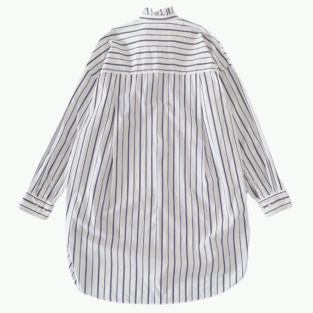 nest Robe(ネストローブ)の美品 MANON / マノン frill collar big shirt レディースのトップス(シャツ/ブラウス(長袖/七分))の商品写真