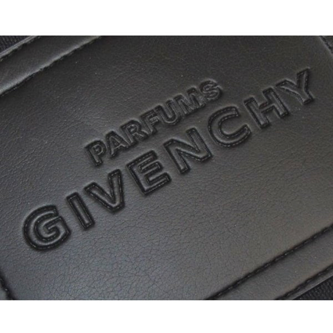 GIVENCHY(ジバンシィ)のGIVENCHY  トートバッグ　ノベルティ　ブラック　ポーチセットジバンシー レディースのバッグ(トートバッグ)の商品写真