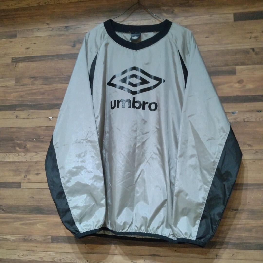 美品　アンブロ　UMBRO　ナイロン　ピステ　ブラック　Sサイズ オアシス