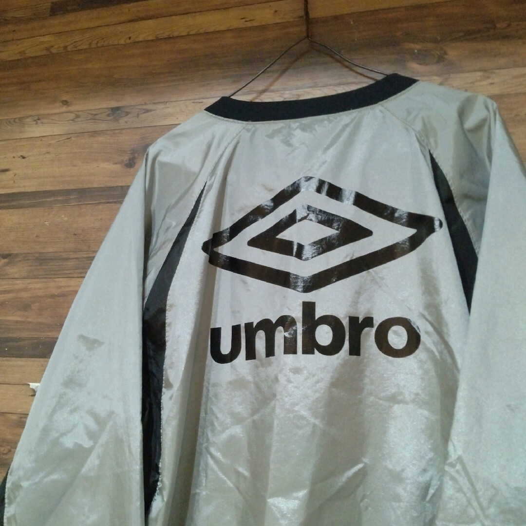 美品　アンブロ　UMBRO　ナイロン　ピステ　ブラック　Sサイズ オアシス