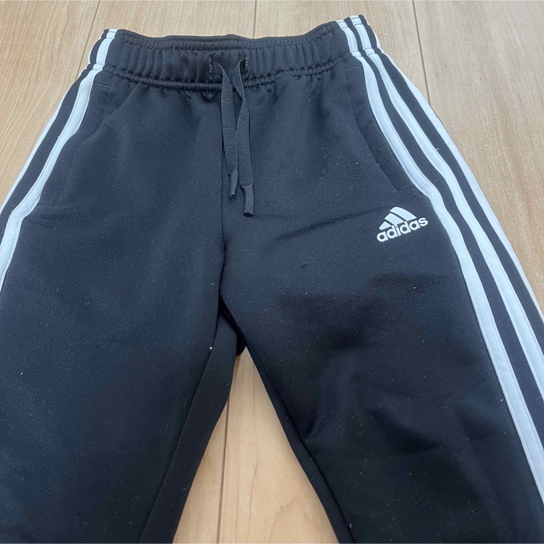 adidas(アディダス)のアディダス adidas ジャージ ズボン 120 キッズ/ベビー/マタニティのキッズ服男の子用(90cm~)(パンツ/スパッツ)の商品写真