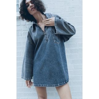 ザラ(ZARA)の みなみ様専用　ZARA TRF デニムワンピース　未使用(ミニワンピース)