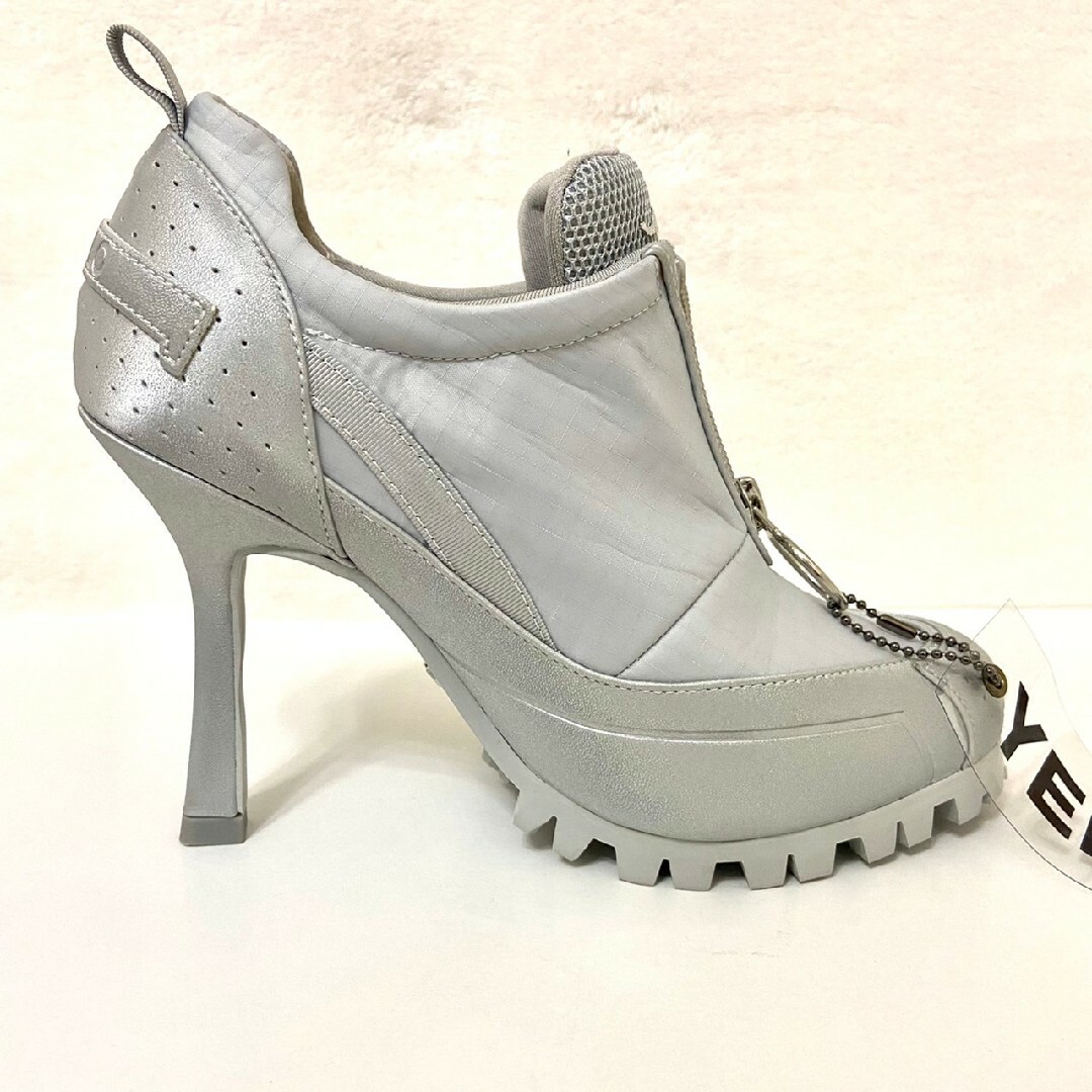 YELLO SCI-FI SNEAKER HEELSスニーカーヒール S