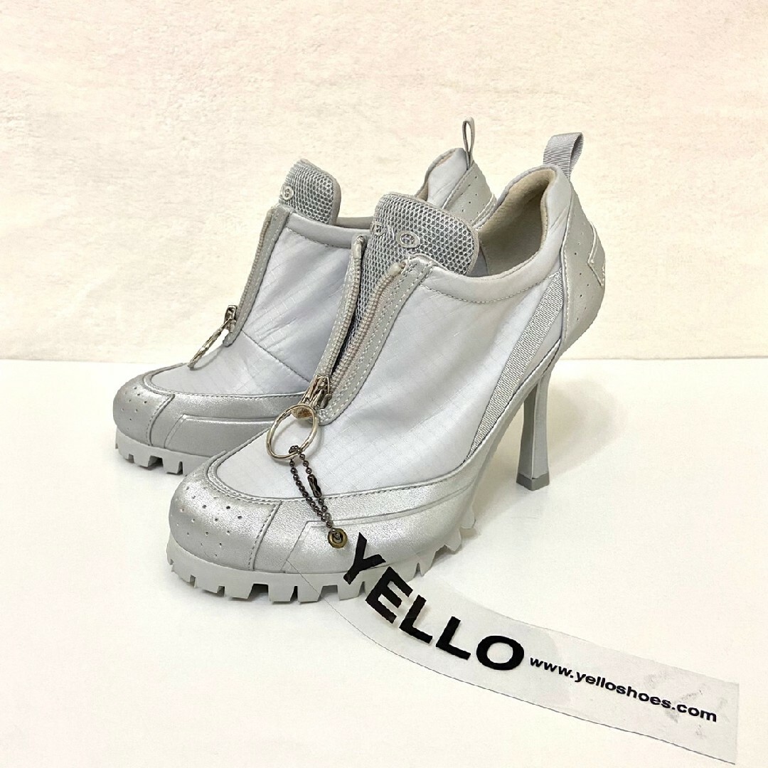 Yello  HITCH HIKER SNEAKER HEELS