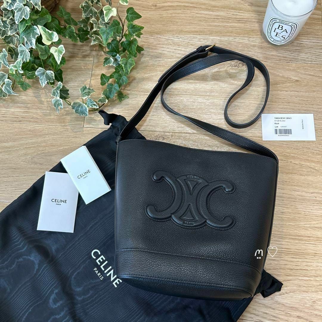 CELINE キュイルトリオンフ ラージジップウォレット