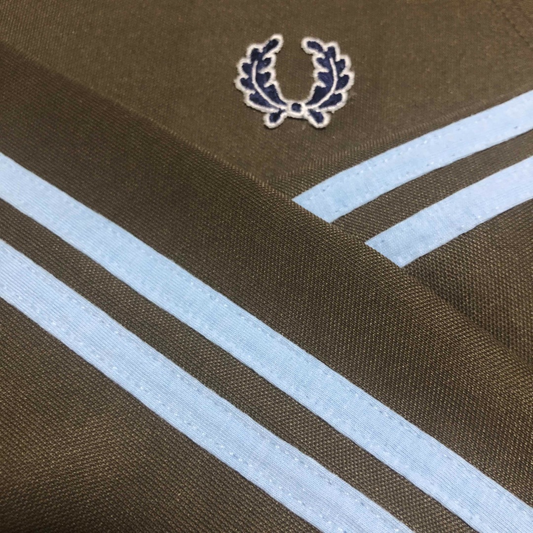 FRED PERRY   s⭐️Fred Perryトラックジャケット M 刺繍vintage