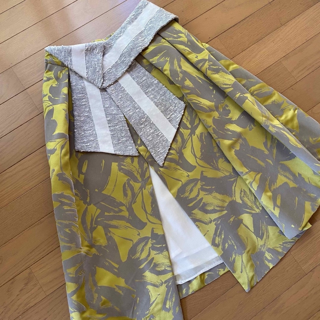 ☆週末セール☆アドニシス フロッキープリントスカート レディースのスカート(ひざ丈スカート)の商品写真