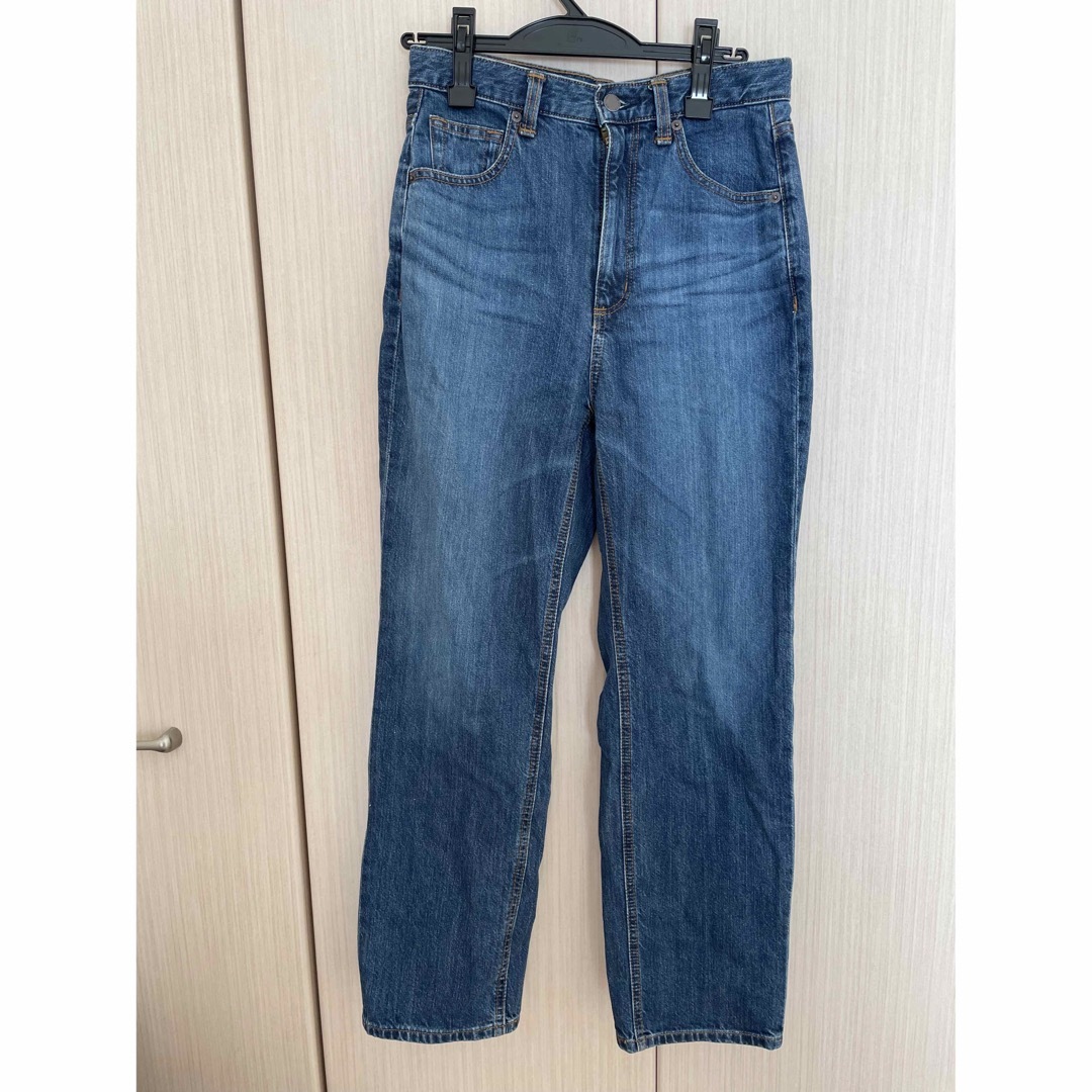 GU(ジーユー)の美品⚑ GU ハイウエストストレートジーンズ レディースのパンツ(デニム/ジーンズ)の商品写真