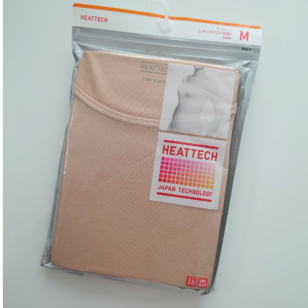 UNIQLO(ユニクロ)のUNIQLO 新品 HEATTECH レディースの下着/アンダーウェア(アンダーシャツ/防寒インナー)の商品写真