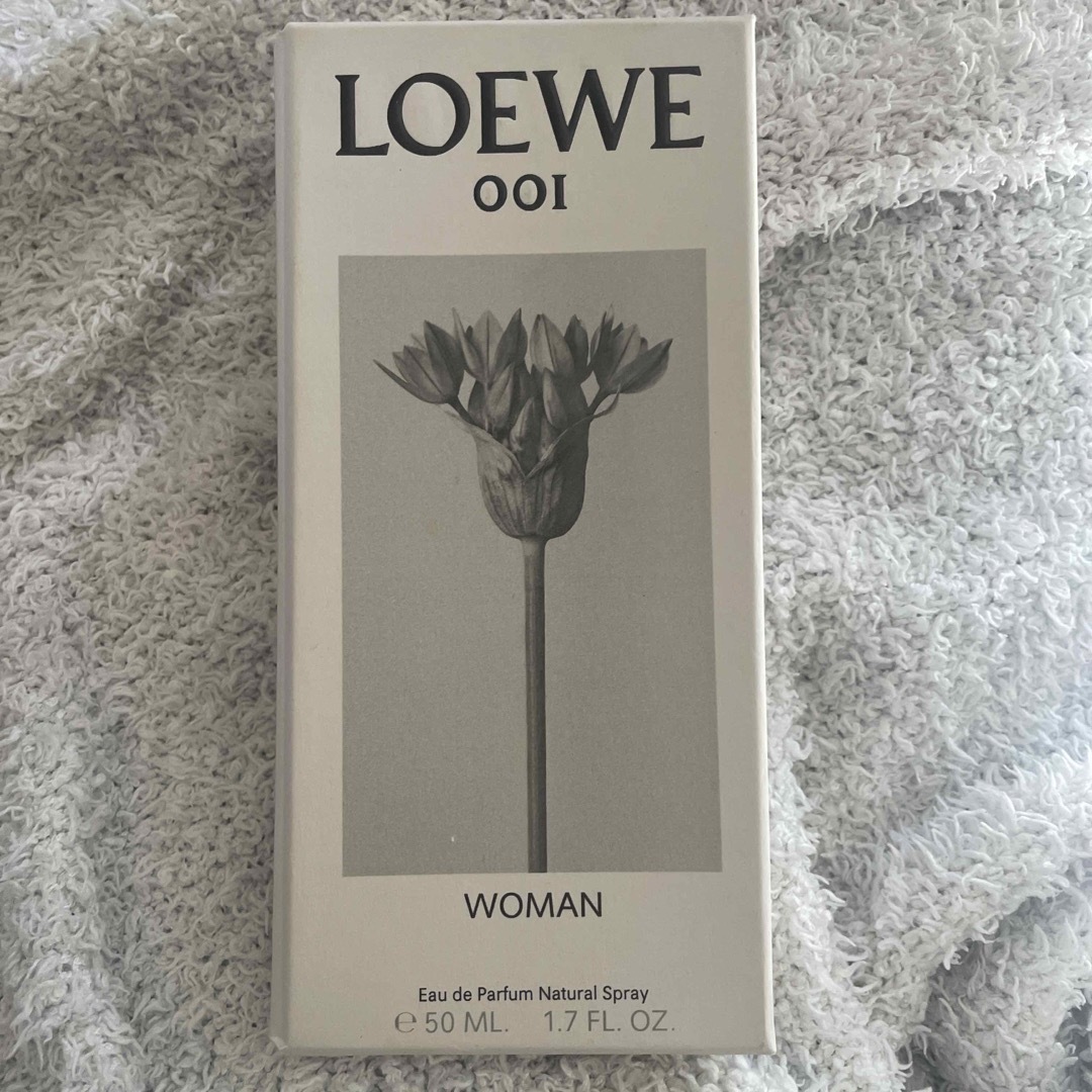 LOEWE(ロエベ)のロエベ　香水　ボックス　リボン付き コスメ/美容の香水(香水(女性用))の商品写真