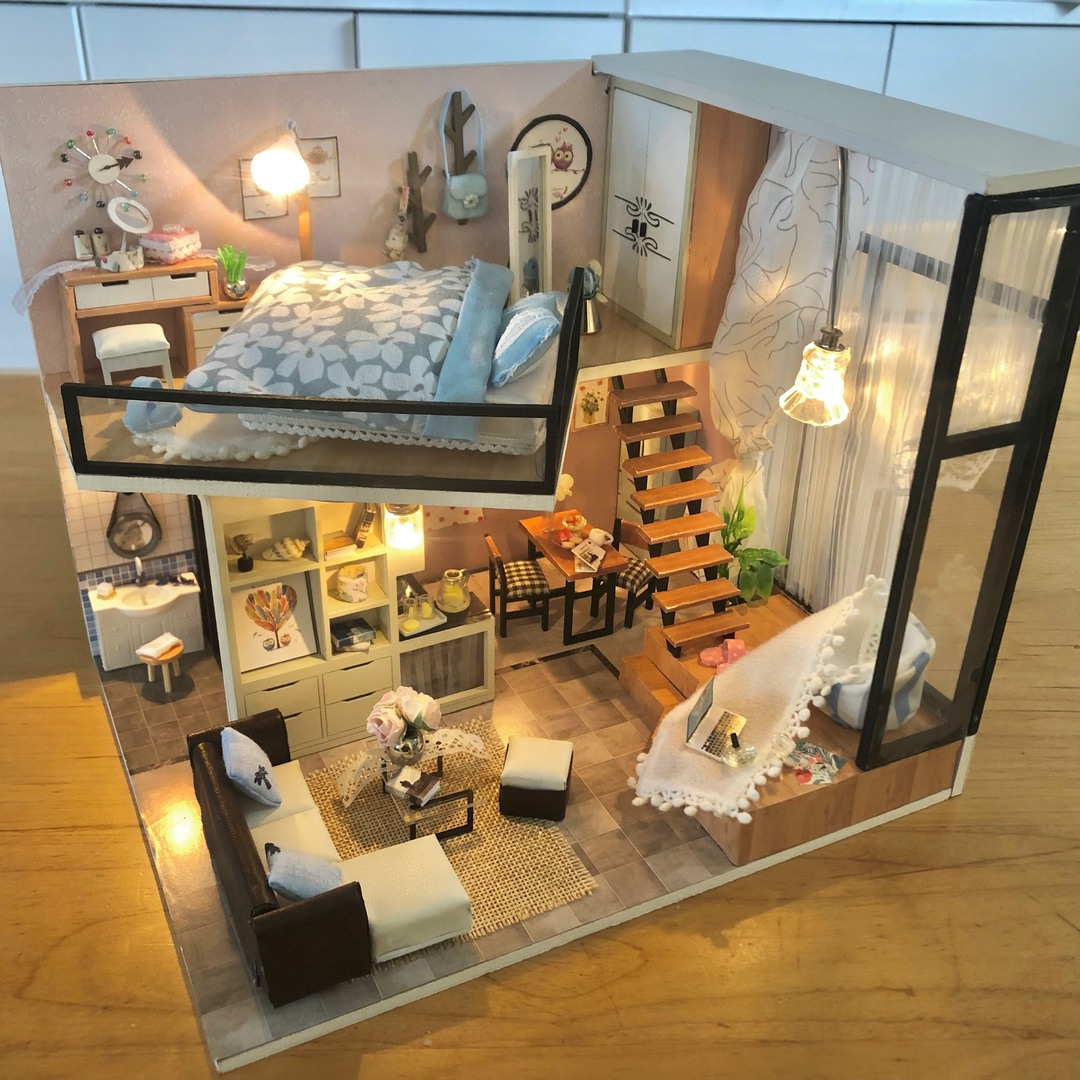 ミニチュアドールハウス　完成品　北欧風ハウス❤︎ ハンドメイドのおもちゃ(ミニチュア)の商品写真