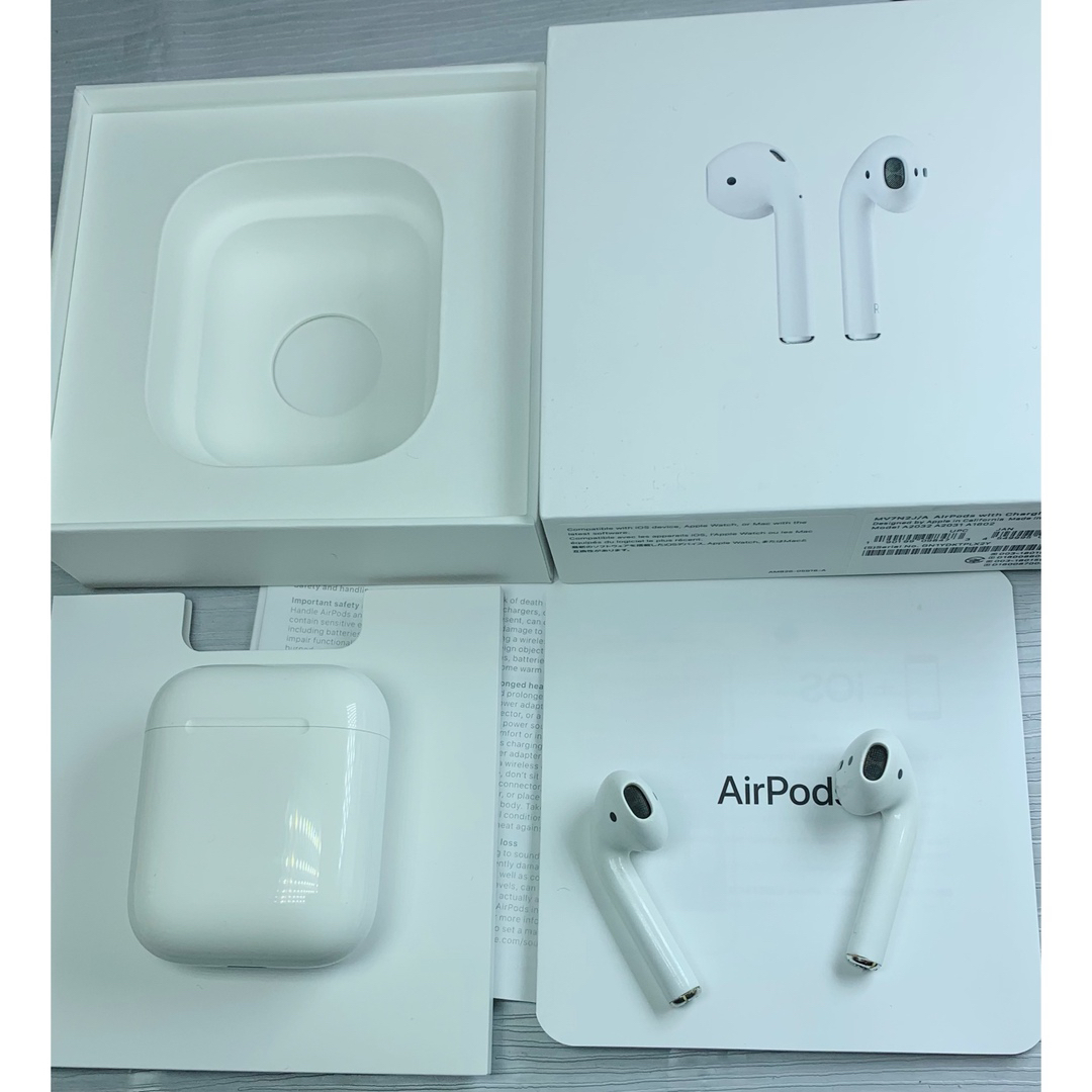 Apple(アップル)のApple AirPods イヤホンセット第一世代　正規品動作品　音質良好 スマホ/家電/カメラのオーディオ機器(ヘッドフォン/イヤフォン)の商品写真