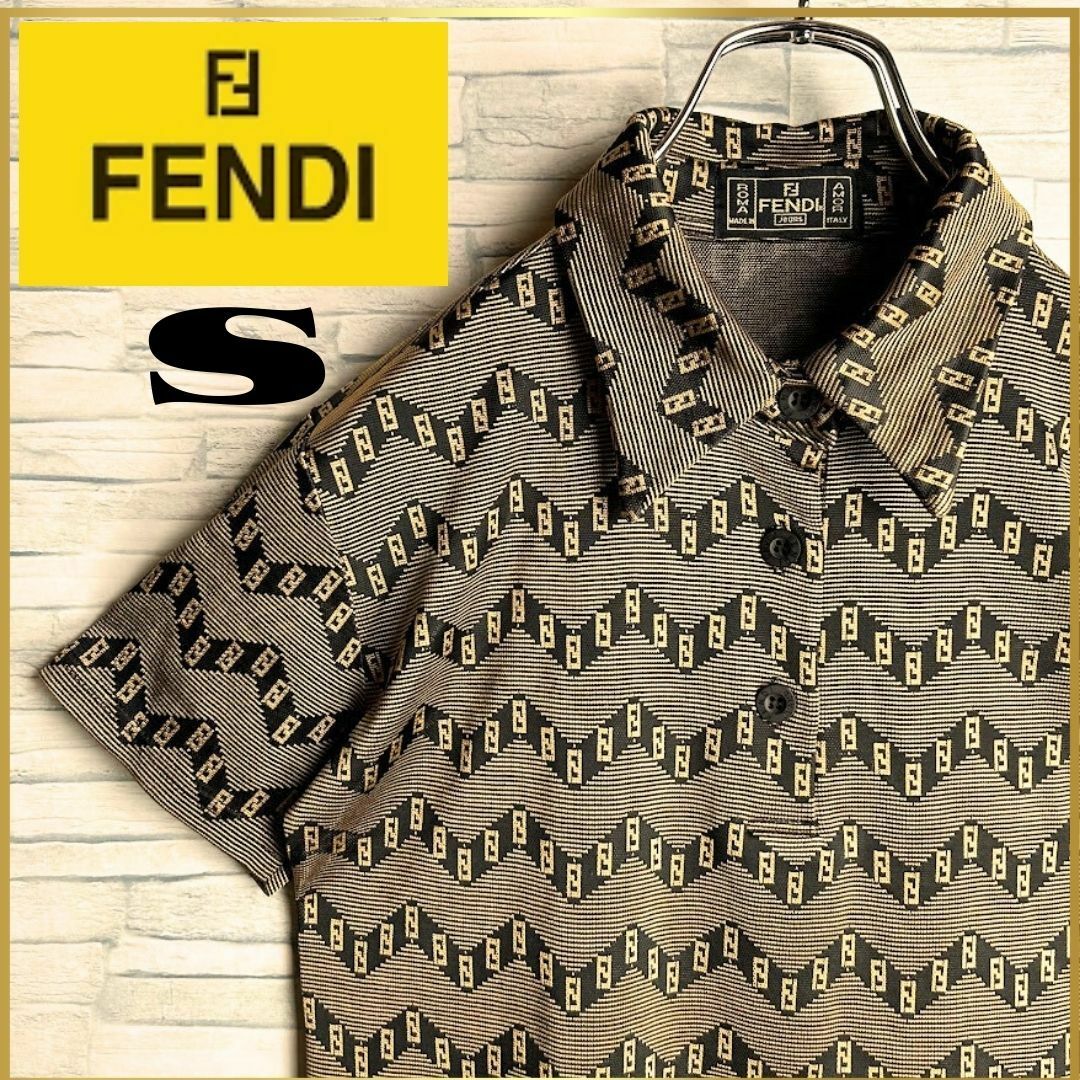 FENDI(フェンディ)のFENDI フェンディ ズッカ柄 半袖ポロシャツレディース Tシャツ 総柄 レディースのトップス(ポロシャツ)の商品写真