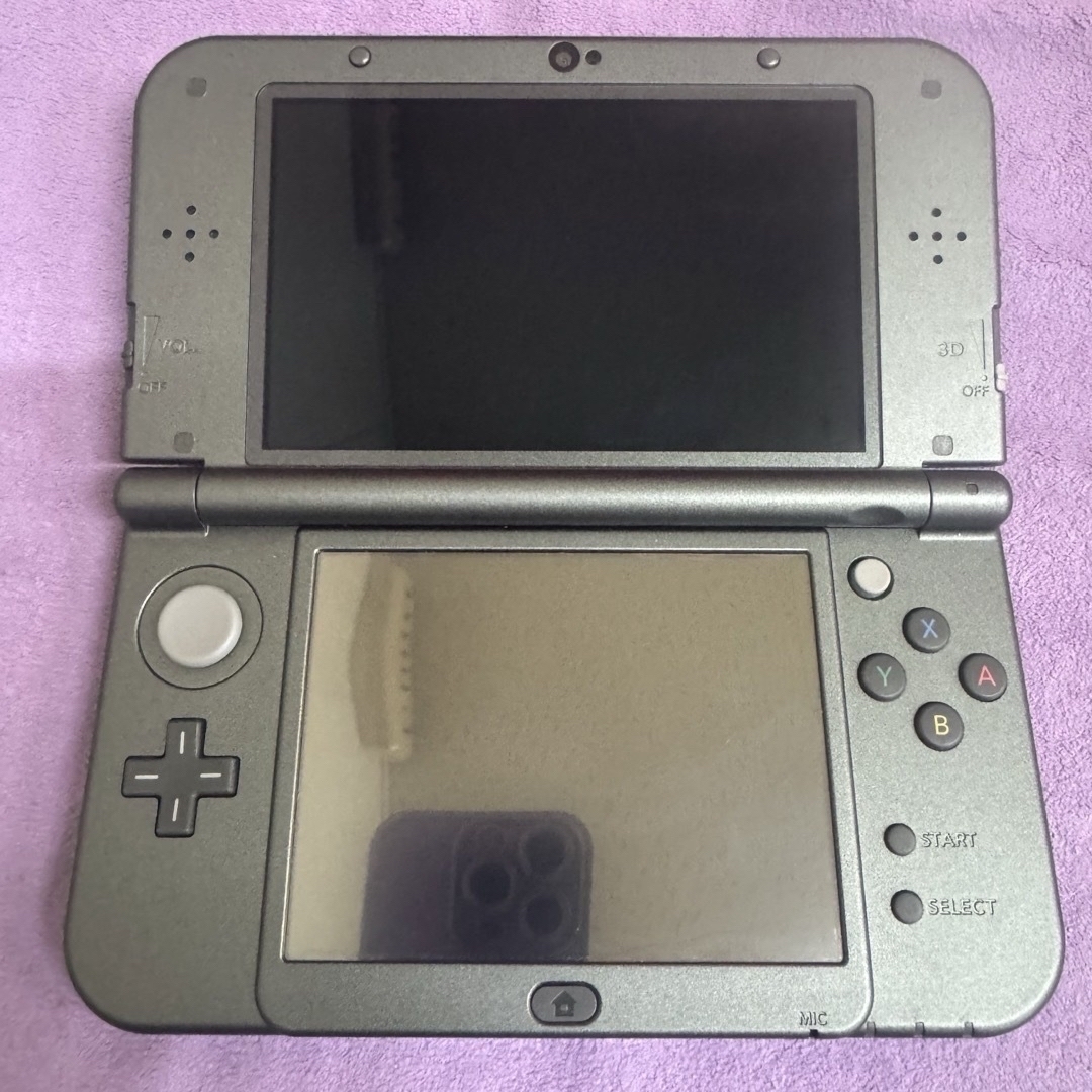 ニンテンドー3DS(ニンテンドー3DS)のNintendo 3DSLL メタリックブラック☆ソフト9枚 上IPS液晶 充電 エンタメ/ホビーのゲームソフト/ゲーム機本体(携帯用ゲーム機本体)の商品写真