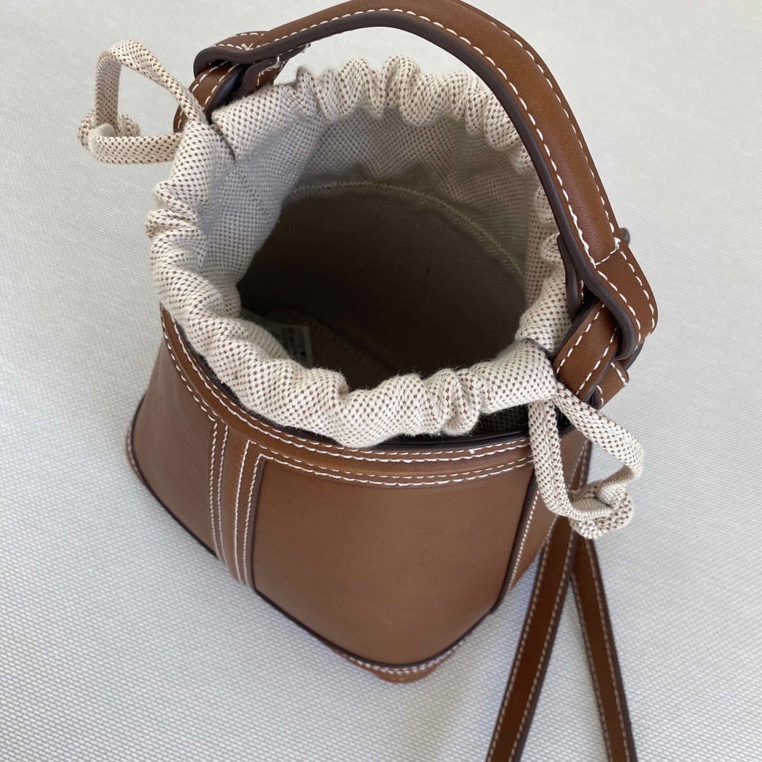 ショルダーバッグ ブラウン 茶色 ZARA ザラ リアルレザークロスボディ