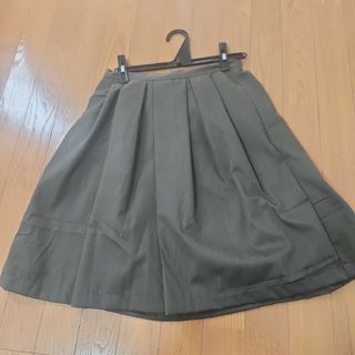 ショコラフィネローブ(chocol raffine robe)のchocol raffine robe ひざ丈スカート カーキ色(ひざ丈スカート)