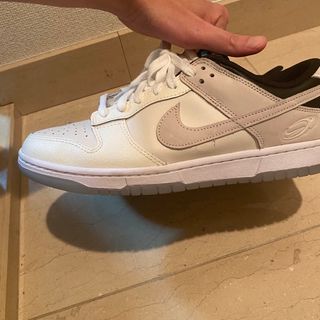 NIKE - NIKE DUNK low ナイキ ダンク LOW SE 27.5 28の通販 by くつく