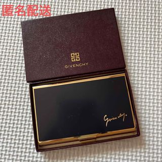 GIVENCHY(名刺入れ/定期入れ)のフリマアイテム一覧 GIVENCHY(名刺入れ/定期入れ)のフリマアイテム一覧