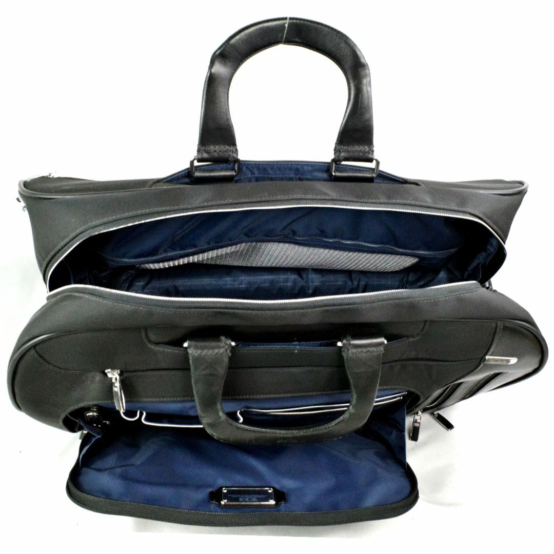 TUMI(トゥミ)のトゥミ 最高級 ARRIVE『DORVAL』ウィールドダッフル 極美品  メンズのバッグ(ボストンバッグ)の商品写真