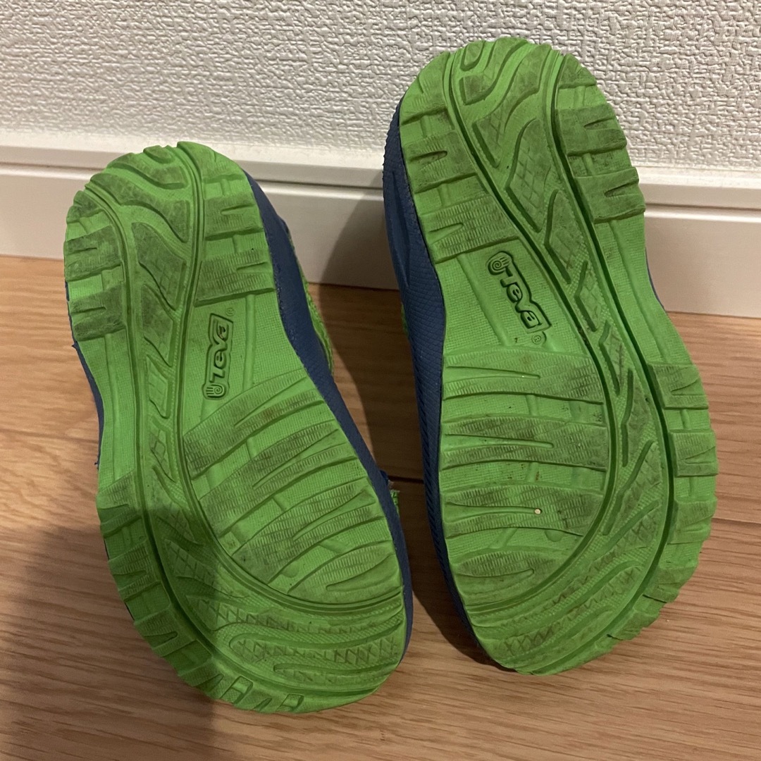 Teva(テバ)のteva キッズ　サンダル キッズ/ベビー/マタニティのキッズ靴/シューズ(15cm~)(サンダル)の商品写真