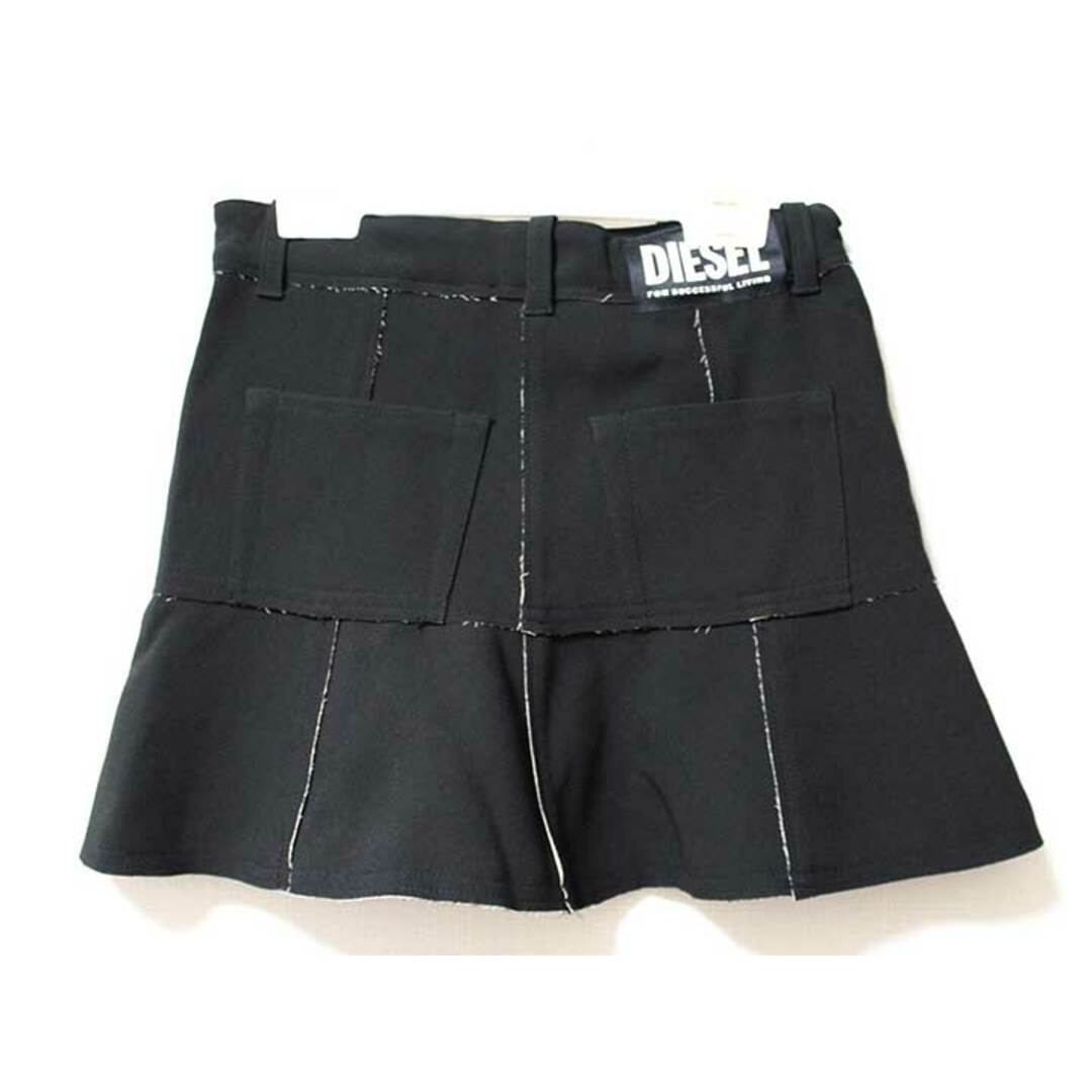 DIESEL(ディーゼル)の【値下げ!】《ディーゼルキッズ/DIESEL kids》140-150cm スカート 黒 '21年製【中古】子供服 キッズ kids ジュニア 女の子 秋 921122 キッズ/ベビー/マタニティのキッズ服女の子用(90cm~)(スカート)の商品写真