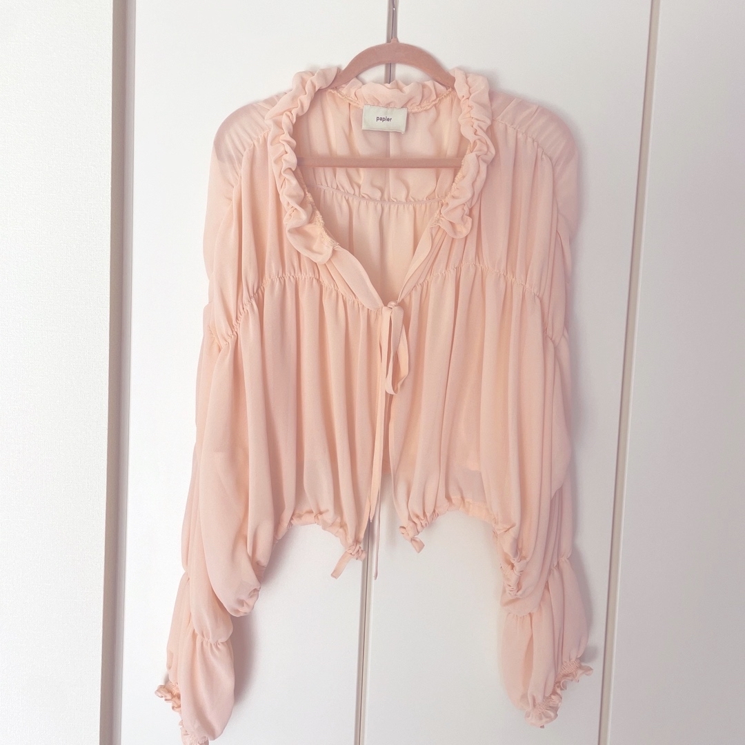 Papier gathered jacket baby pink レディースのトップス(カーディガン)の商品写真