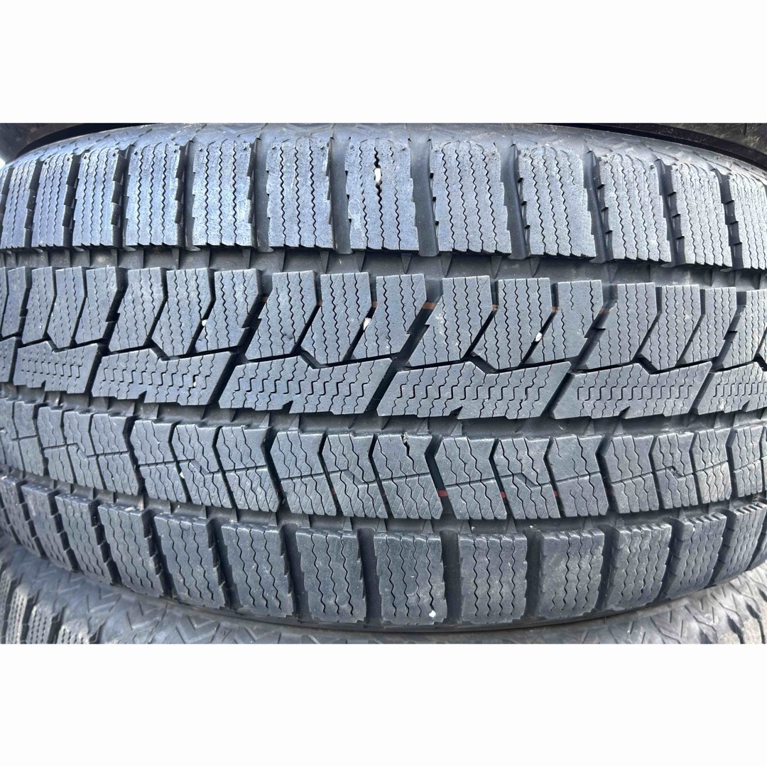TOYO TIRES 215/55R17 22年製+21年製 スタッドレスタイヤ - タイヤ