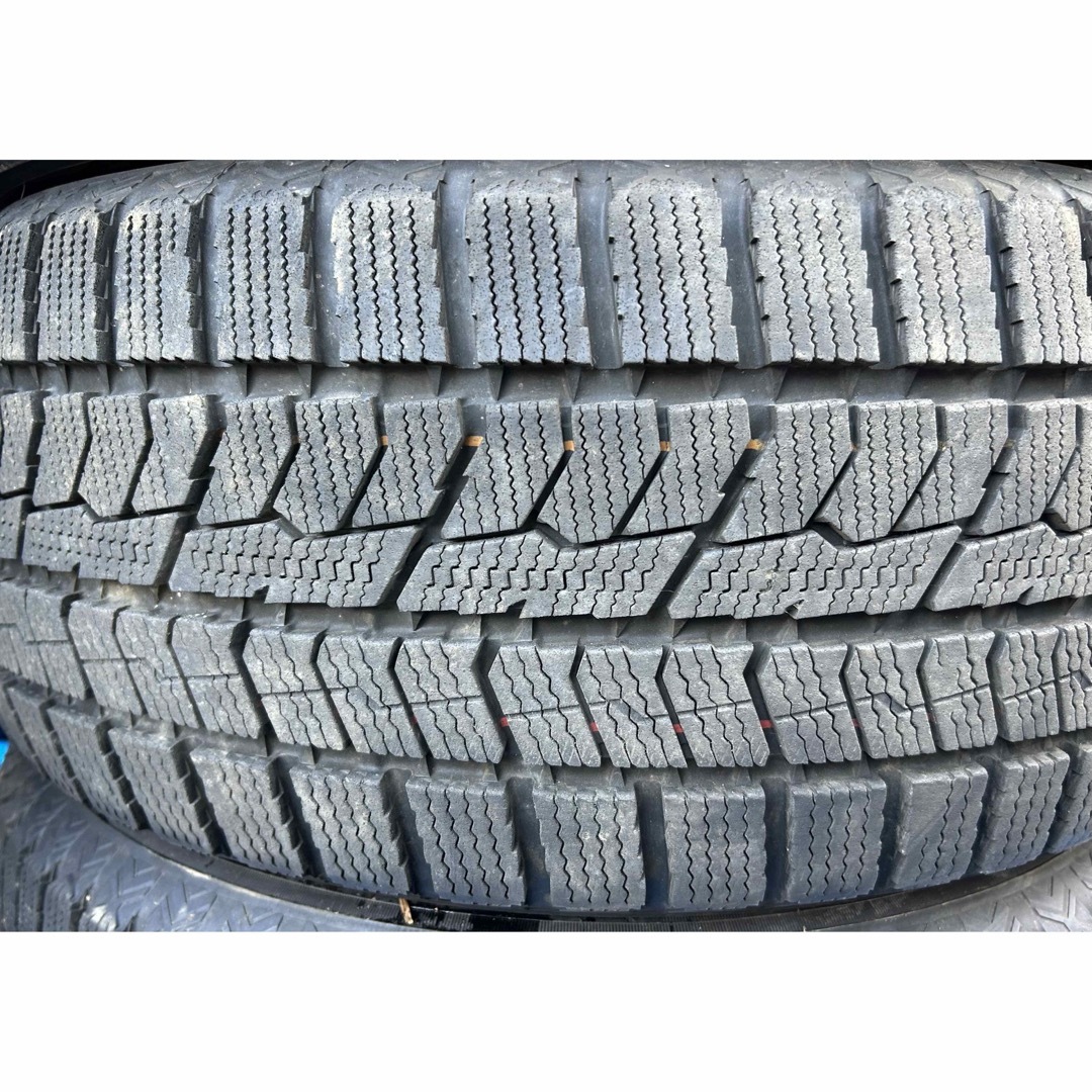 トーヨータイヤ - TOYO TIRES 215/55R17 22年製+21年製 スタッドレス