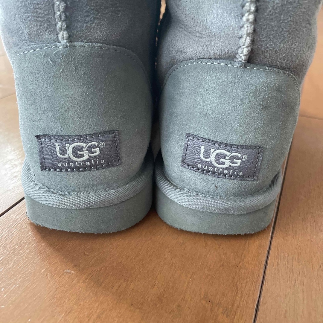 UGG(アグ)のUGG ロング　ムートンブーツ レディースの靴/シューズ(ブーツ)の商品写真