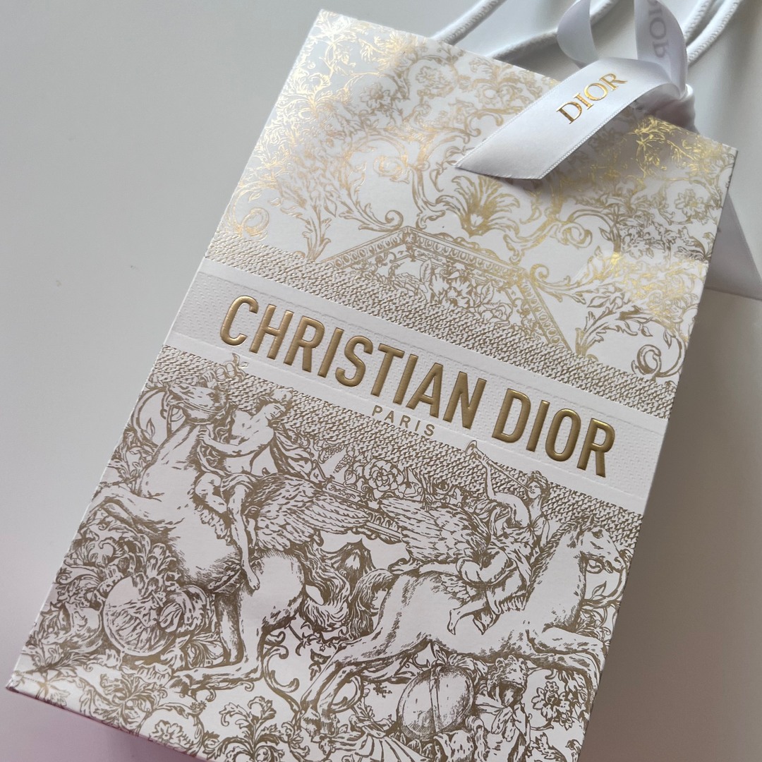 Dior(ディオール)の（ほぼ新品）ディオール　コンシーラー　1N コスメ/美容のベースメイク/化粧品(コンシーラー)の商品写真