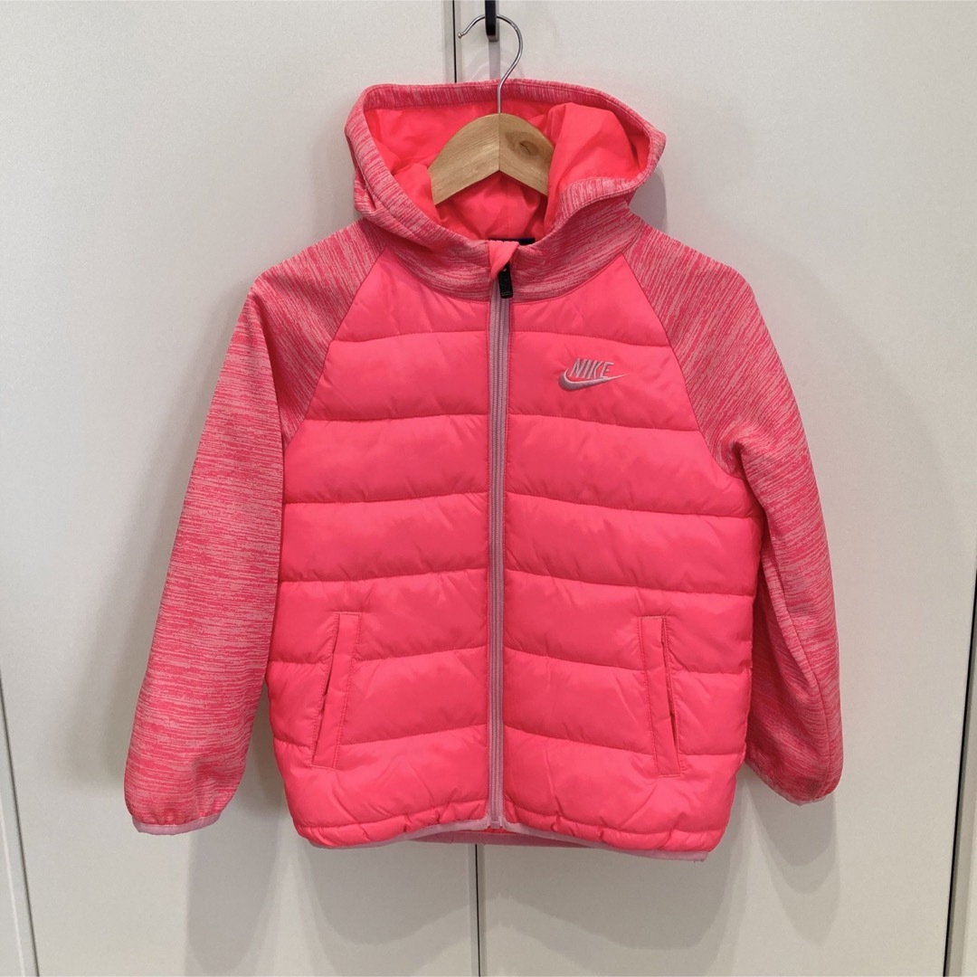 NIKE(ナイキ)の120【NIKE】ジャケット　ダウン キッズ/ベビー/マタニティのキッズ服女の子用(90cm~)(ジャケット/上着)の商品写真