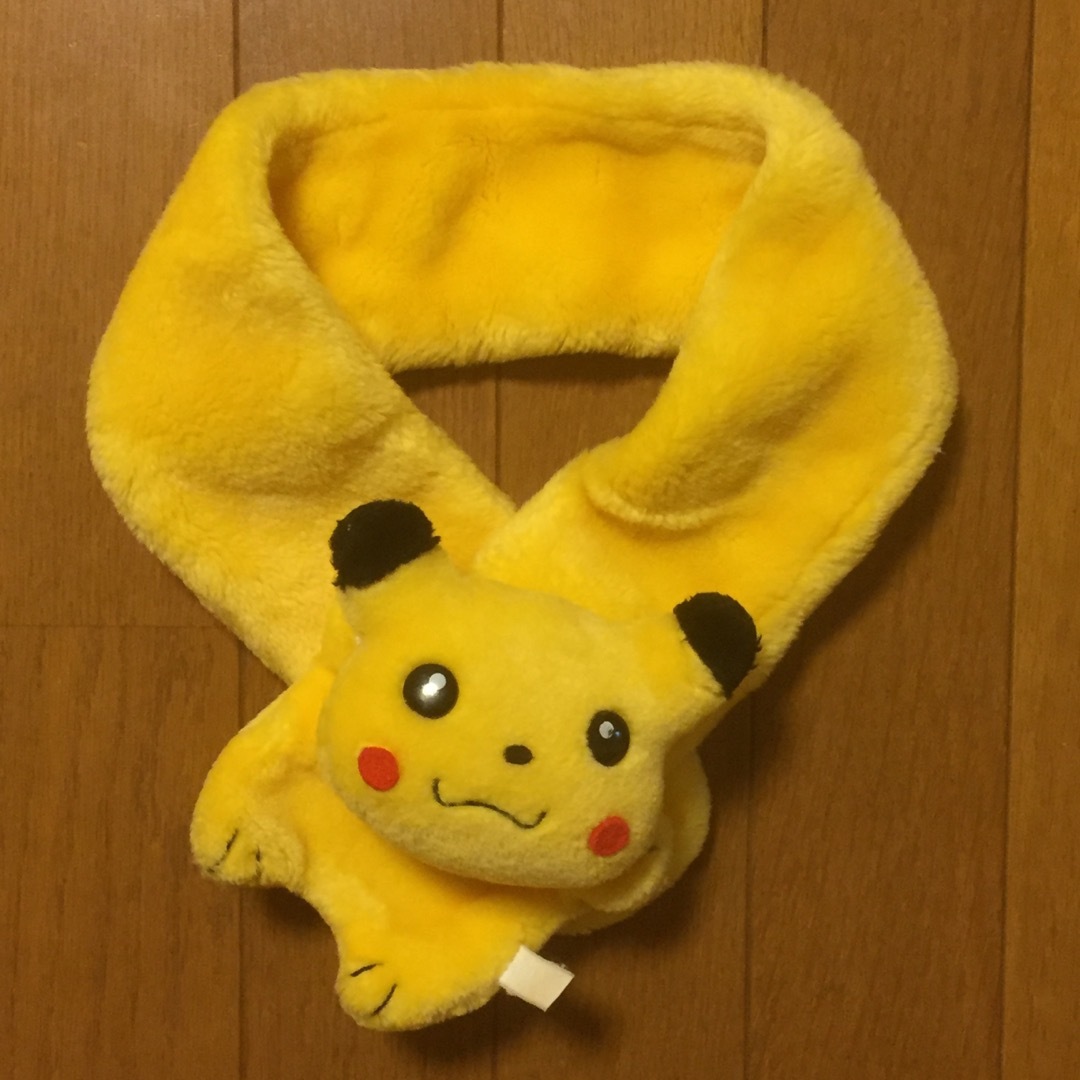 ポケモン(ポケモン)のピカチュウ 子供用マフラー キッズ/ベビー/マタニティのこども用ファッション小物(マフラー/ストール)の商品写真