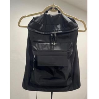 エミアトリエ(emmi atelier)のエミアトリエ eco撥水ベーシックバックパック BLK カードケース付き(リュック/バックパック)