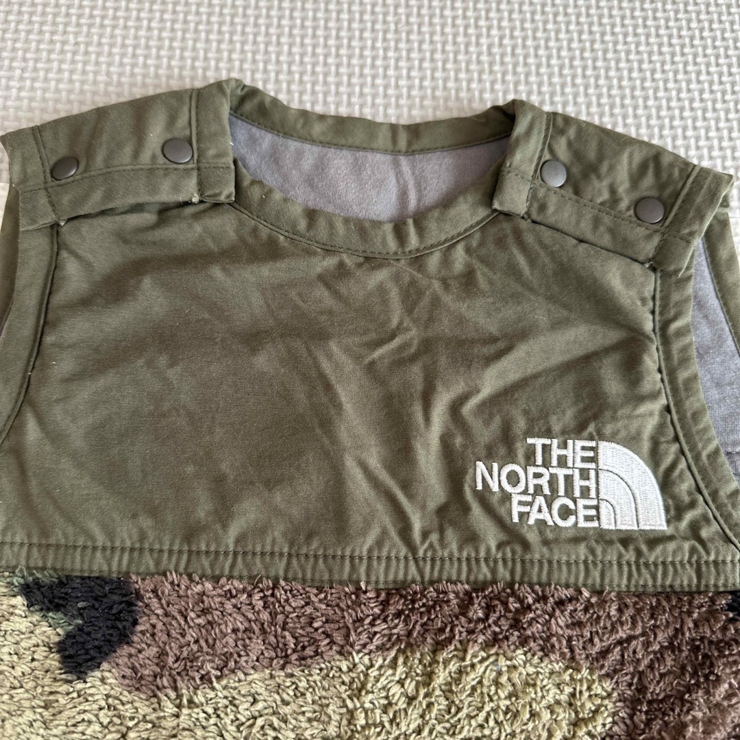 THE NORTH FACE(ザノースフェイス)のTHE NORTH FACE スリーパー キッズ/ベビー/マタニティのベビー服(~85cm)(パジャマ)の商品写真