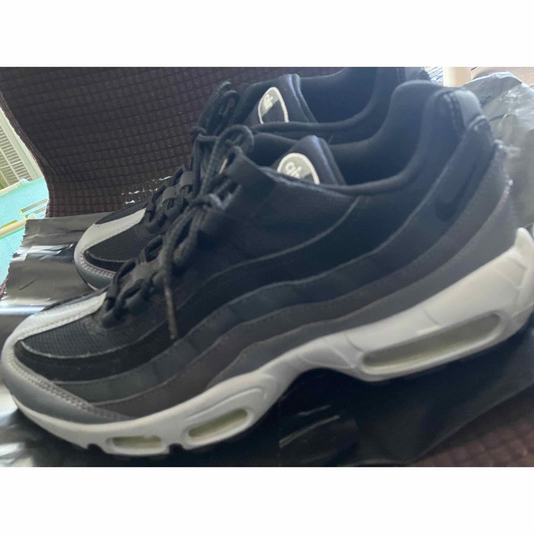 美品 NIKE AirMax ナイキ エアマックス ZM950 グレー 27.5